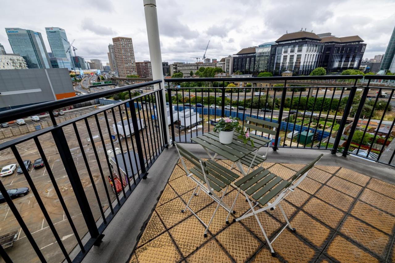 Two Bed Apartment Near Canary Wharf Londen Buitenkant foto