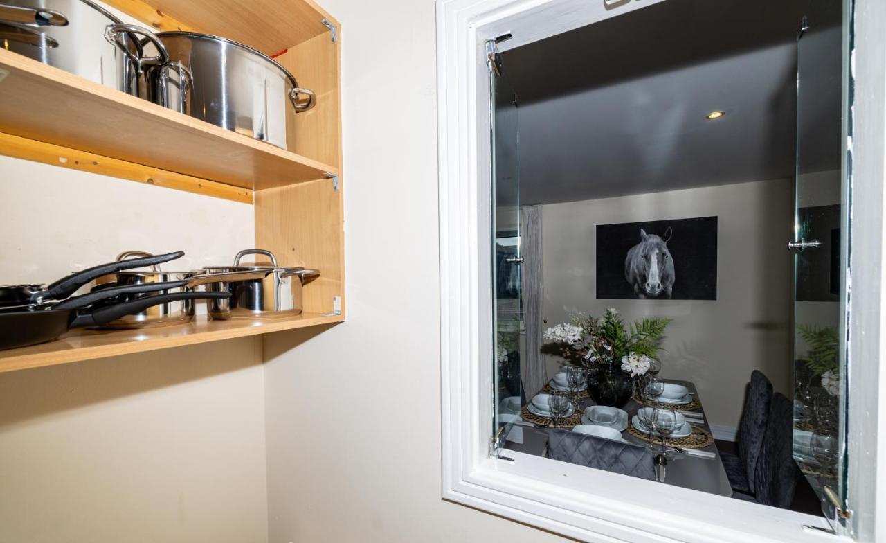 Two Bed Apartment Near Canary Wharf Londen Buitenkant foto