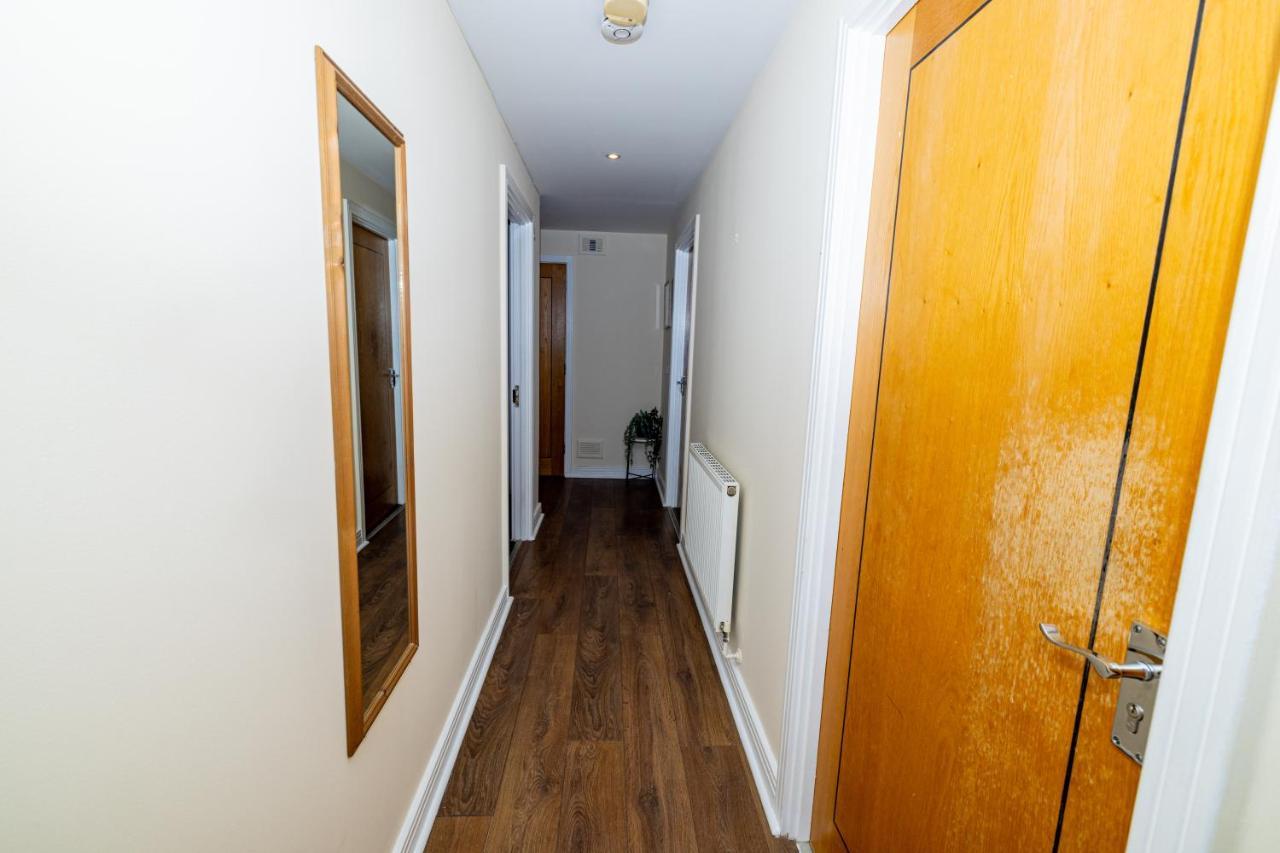 Two Bed Apartment Near Canary Wharf Londen Buitenkant foto