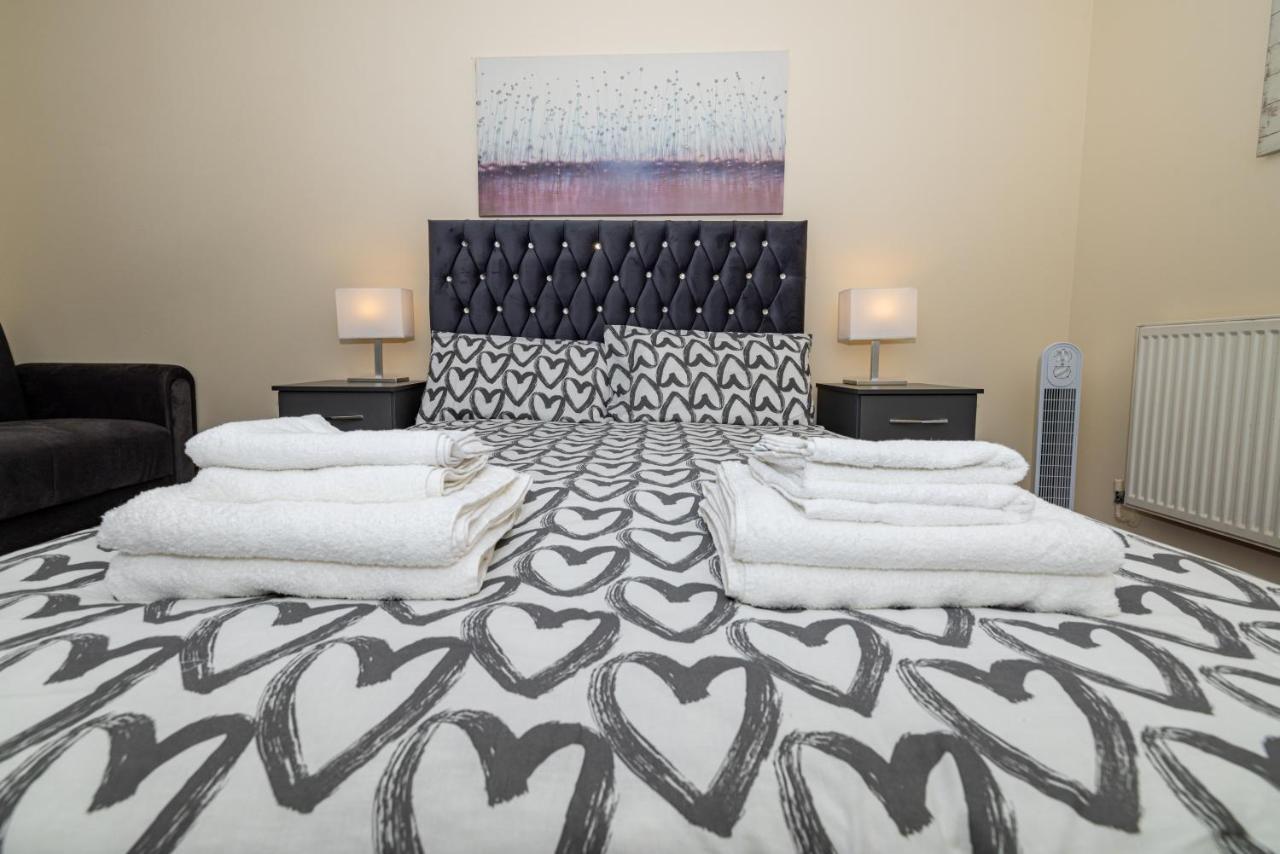 Two Bed Apartment Near Canary Wharf Londen Buitenkant foto