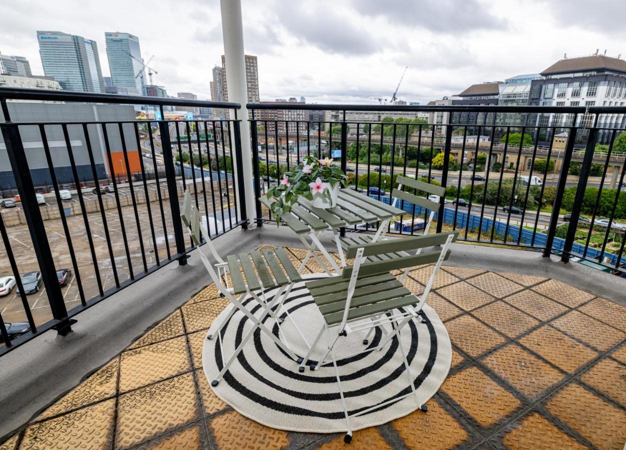 Two Bed Apartment Near Canary Wharf Londen Buitenkant foto