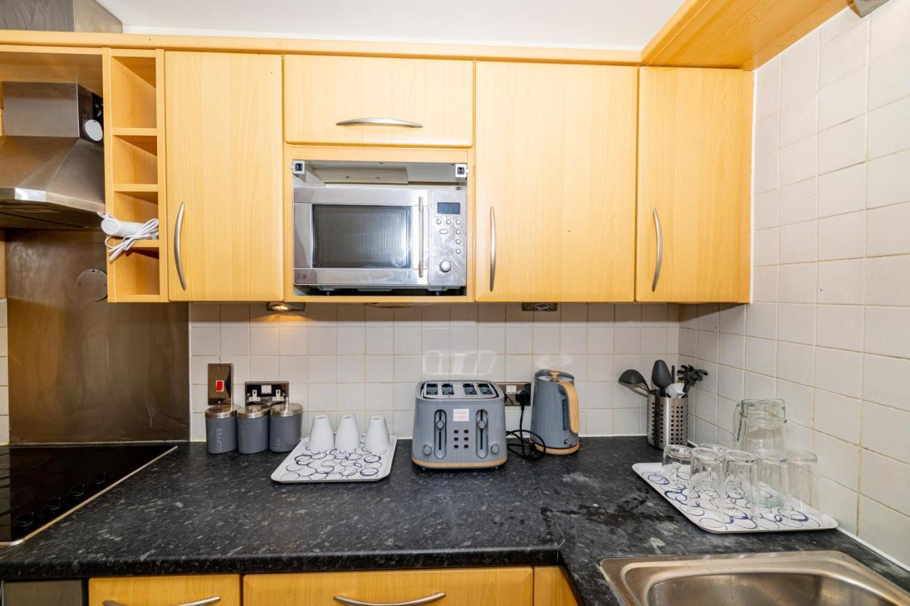 Two Bed Apartment Near Canary Wharf Londen Buitenkant foto