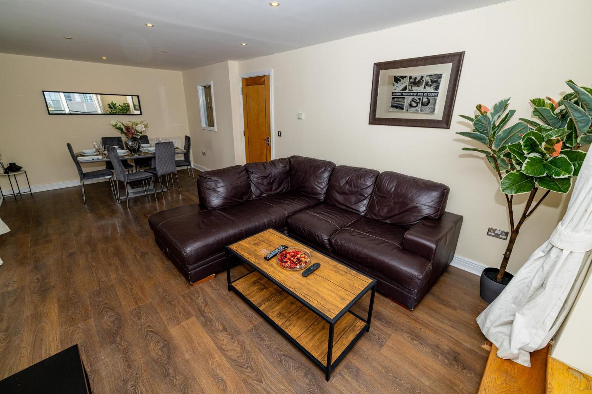 Two Bed Apartment Near Canary Wharf Londen Buitenkant foto